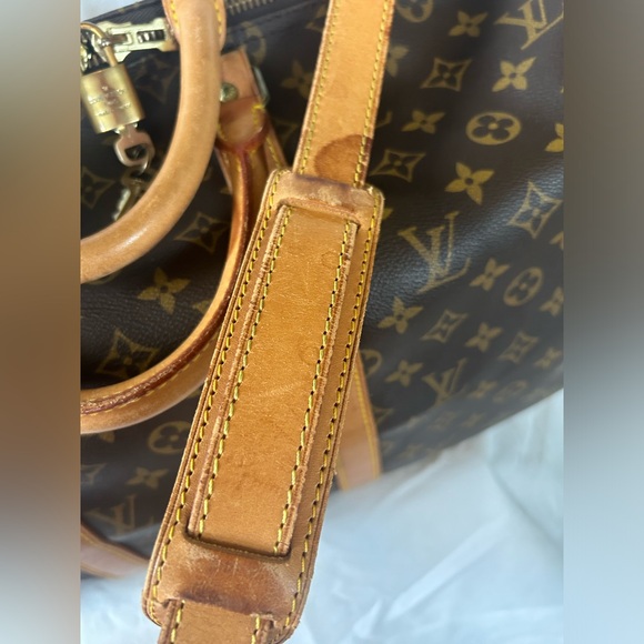 Louis Vuitton Monogram Canvas Keepall 50 Duffel Bag w/Shoulder Strap & Lock/Key - Picture 7 of 17